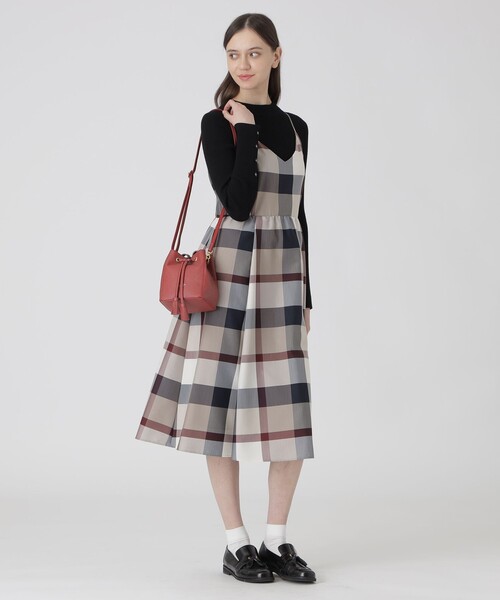 BLUE LABEL CRESTBRIDGE（ブルーレーベルクレストブリッジ）の「バケットレザーミニショルダー（ショルダーバッグ・レディース・レッド系その他/イエロー系その他3・FREE）」の17枚目の写真