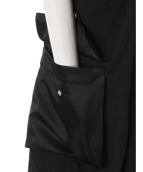 UN3D.(アンスリード)の「ONE SHOULDER COCOON AIO / ワンショルダーコクーンオールインワン(つなぎ/オールインワン・レディース・カーキ/ブラック・38/36)」の7枚目の写真