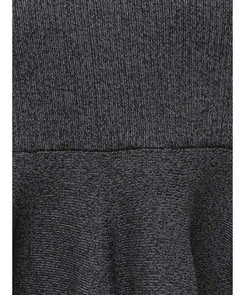 Ungrid（アングリッド）の「ペプラムデザインニットキャミ（キャミソール・レディース・レッド/アイボリー/チャコールグレー・FREE）」の19枚目の写真