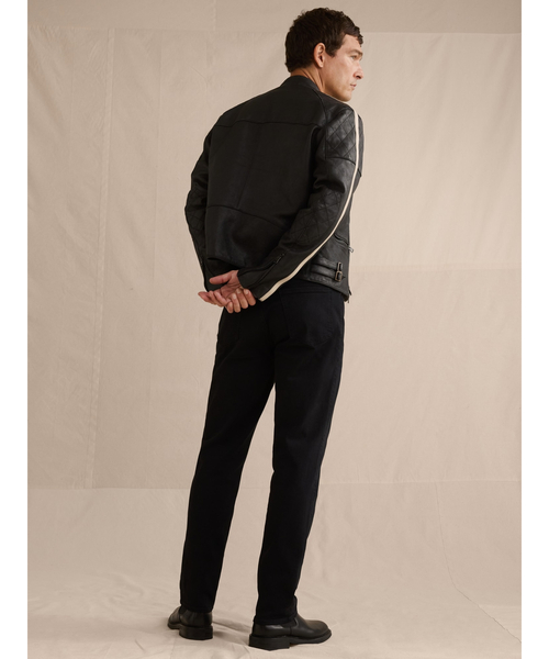 Banana Republic(バナナリパブリック)の「ストレート リュクス トラベラージーンズ(デニムパンツ・メンズ・ブラック・29W 30L/30W 30L/31W 30L/33W 30L)」の11枚目の写真