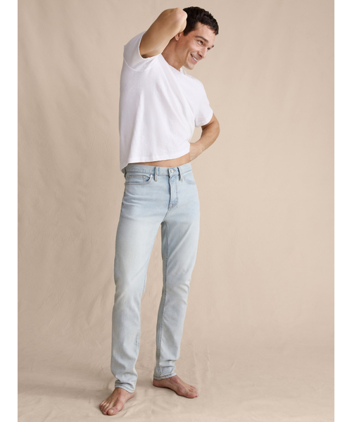 Banana Republic(バナナリパブリック)の「ストレート リュクス トラベラージーンズ(デニムパンツ・メンズ・ブラック・29W 30L/30W 30L/31W 30L/33W 30L)」の15枚目の写真