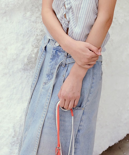 LOW CLASSIC(ロウ クラシック)の「Belted High-waist denim skirt(デニムスカート・レディース・グレー/ライトブルー・S/M)」の7枚目の写真