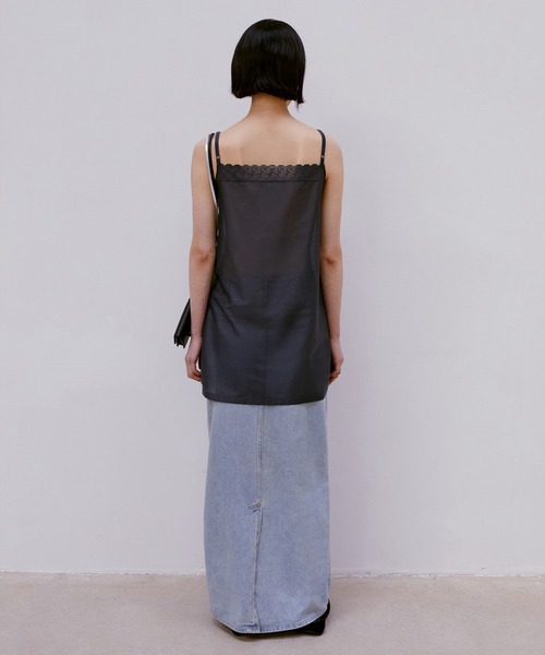 LOW CLASSIC(ロウ クラシック)の「Belted High-waist denim skirt(デニムスカート・レディース・グレー/ライトブルー・S/M)」の10枚目の写真