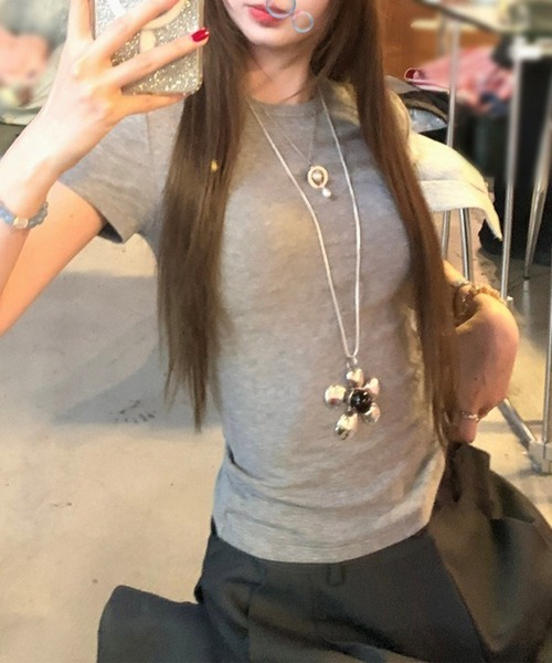 c.u.l(シーユーエル)の「シンプル カットアウトデザイン ラインカット 半袖Tシャツ culw916(Tシャツ/カットソー・レディース・ホワイト/ブラック/グレー・M/L)」の13枚目の写真