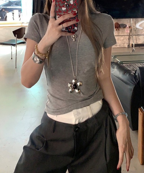 c.u.l(シーユーエル)の「シンプル カットアウトデザイン ラインカット 半袖Tシャツ culw916(Tシャツ/カットソー・レディース・ホワイト/ブラック/グレー・M/L)」の15枚目の写真