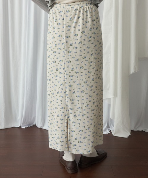 Birthday room(バースデイルーム)の「小花柄サーマルロングスカート/Small floral print thermal long skirt(スカート・レディース・アイボリー/ネイビー・FREE)」の16枚目の写真