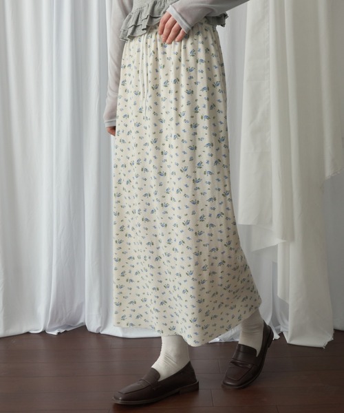 Birthday room(バースデイルーム)の「小花柄サーマルロングスカート/Small floral print thermal long skirt(スカート・レディース・アイボリー/ネイビー・FREE)」の17枚目の写真