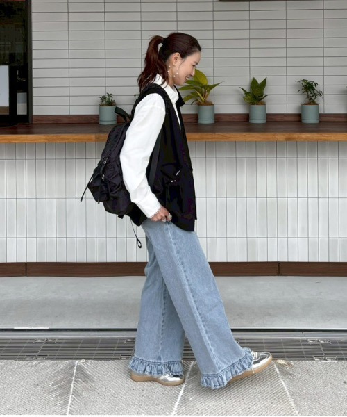 DONOBAN(ドノバン)の「フリルヘムデニム(その他パンツ・レディース・ブルー・ロング丈/ミディアム丈/ショート丈)」の5枚目の写真
