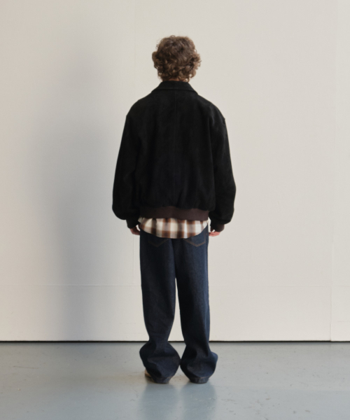 HORLISUN(ホーリーサン)の「Nileblue Wide Pleats Denim Pants Dark Navy(デニムパンツ・メンズ・その他・SMALL/MEDIUM/LARGE)」の9枚目の写真