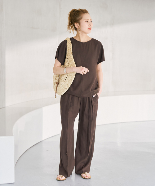 Spick & Span(スピックアンドスパン)の「《手洗い可》ハイブリッドリネンイージーパンツ(スラックス・レディース・ベージュ/ブラウン/ブラック・40/38/36/34)」の20枚目の写真