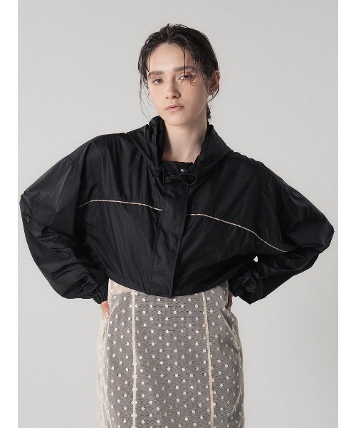ELCHELE(エルチェレ)の「UNIVERSAL WINDBREAKER BOLERO(ナイロンジャケット・レディース・カーキ/ブラック・FREE)」の3枚目の写真