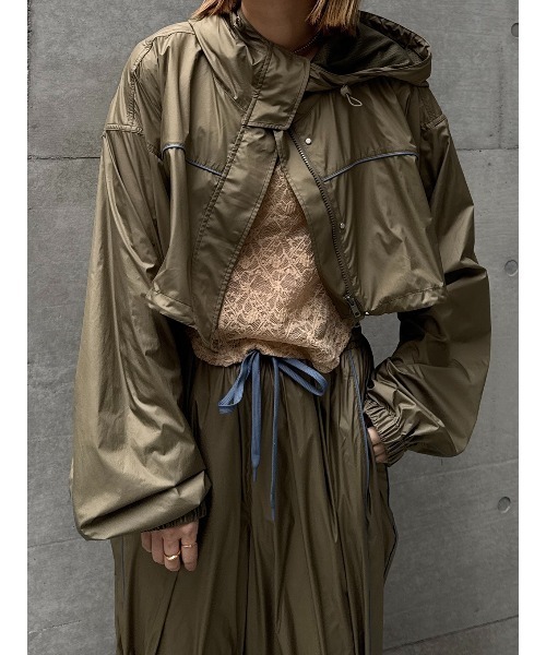 ELCHELE(エルチェレ)の「UNIVERSAL WINDBREAKER BOLERO(ナイロンジャケット・レディース・カーキ/ブラック・FREE)」の13枚目の写真