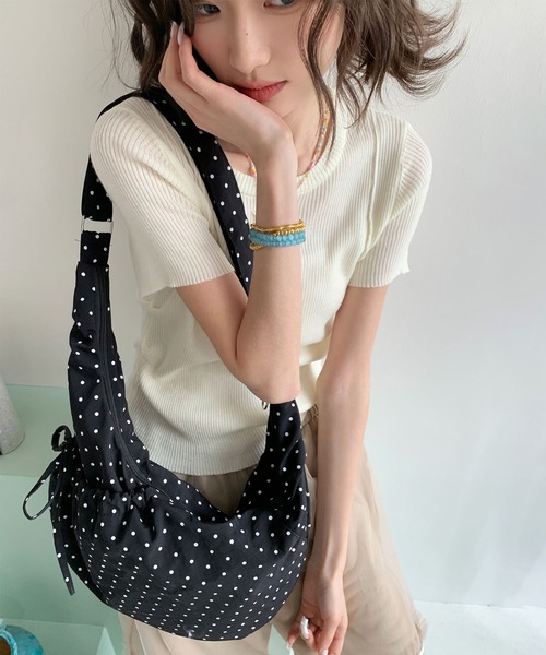 FREE STYLISTS(フリー スタイリスト)の「Y2K ドットドローストリングショルダーバッグ 2WAY(ショルダーバッグ・レディース・ブラック・FREE)」の10枚目の写真