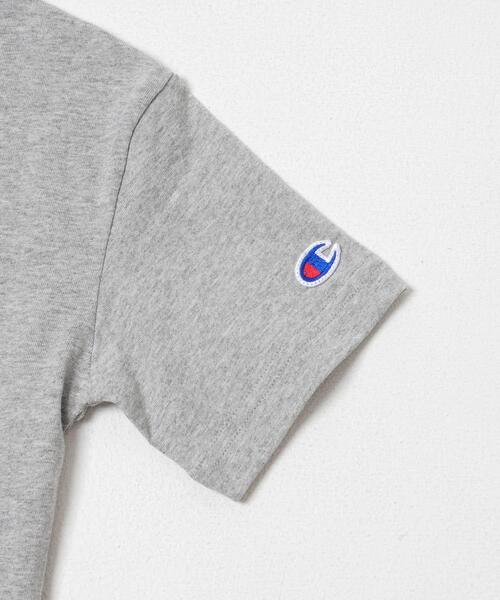 Champion（チャンピオン）の「『別注』CHAMPION×DOORS　リンガー刺繍ロゴTシャツ(KIDS)（Tシャツ/カットソー・キッズ・グレー/ベージュ・105/135/120）」の19枚目の写真