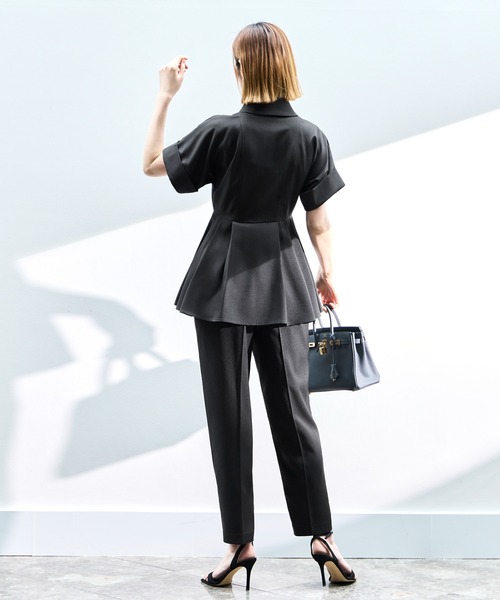 RUIRUE BOUTIQUE(ルイルエブティック)の「洗える ストレッチ 2Set | ドルマン ペプラム シャツ / 綺麗シルエット・ テーパードパンツ | パンツスーツ・セットアップ・お仕事服・通勤服・ママスーツ(セットアップ・レディース・ブラック/ホワイト系1/ネイビー・S/M/L)」の16枚目の写真