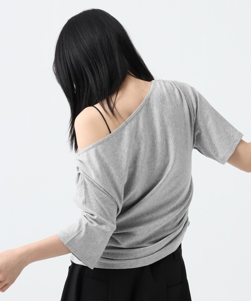 JEANASIS(ジーナシス)の「アシメギャザーボートネック5S/670826(Tシャツ/カットソー・レディース・ブラック/グレー/ホワイト・FREE)」の22枚目の写真