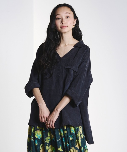 ROSE BUD(ローズバッド)の「FIBRIL SKIPPER SHIRT(シャツ/ブラウス・レディース・オフホワイト/チャコールグレー/バーガンディー・ONE SIZE)」の11枚目の写真