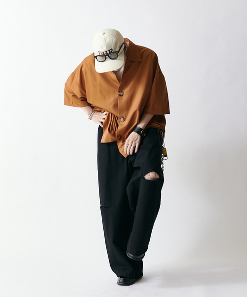 Lui's(ルイス)の「【WEB限定】ニー・スリット ワイドボリュームパンツ(その他パンツ・メンズ・アイボリー/ブラック・S/M)」の7枚目の写真