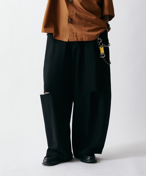 Lui's(ルイス)の「【WEB限定】ニー・スリット ワイドボリュームパンツ(その他パンツ・メンズ・アイボリー/ブラック・S/M)」の13枚目の写真