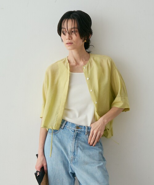 qualite(カリテ)の「【シルエット調整可能】フォルムドロストブラウス 春服 夏服 オフィスカジュアル きれいめ 羽織り シアー(シャツ/ブラウス・レディース・ブラック/オフホワイト/ライム・フリー)」の5枚目の写真