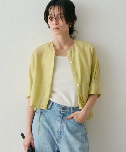 qualite(カリテ)の「【シルエット調整可能】フォルムドロストブラウス 春服 夏服 オフィスカジュアル きれいめ 羽織り シアー(シャツ/ブラウス・レディース・ブラック/オフホワイト/ライム・フリー)」の6枚目の写真