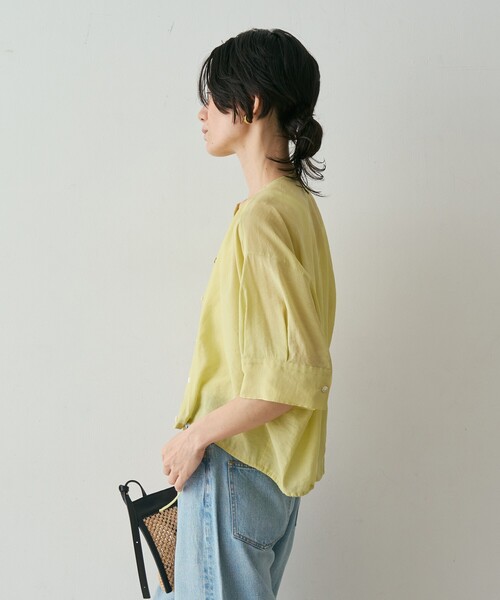 qualite(カリテ)の「【シルエット調整可能】フォルムドロストブラウス 春服 夏服 オフィスカジュアル きれいめ 羽織り シアー(シャツ/ブラウス・レディース・ブラック/オフホワイト/ライム・フリー)」の10枚目の写真