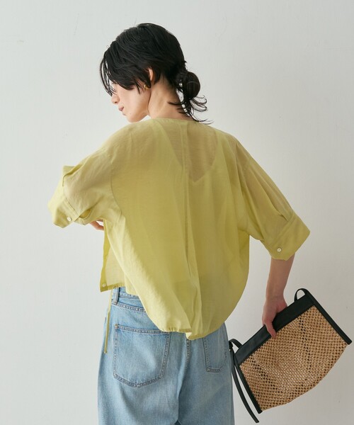 qualite(カリテ)の「【シルエット調整可能】フォルムドロストブラウス 春服 夏服 オフィスカジュアル きれいめ 羽織り シアー(シャツ/ブラウス・レディース・ブラック/オフホワイト/ライム・フリー)」の14枚目の写真