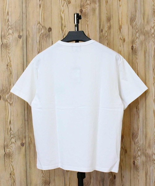TopIsm(トップイズム)の「ARABESQU EMB. COMPACT T-SHIRT(Tシャツ/カットソー・メンズ・ホワイト/ブラック/レッド・L/M/XXL/XL)」の5枚目の写真