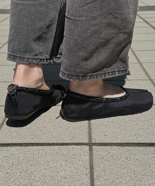 PAES(ペイズ)の「Mesh Air String Flat 20256 Black(パンプス・レディース・ブラック・23.0cm/23.5cm/24.0cm/24.5cm/25.0cm/22.5cm)」の5枚目の写真