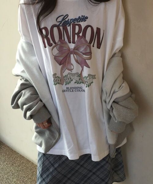 RONRON(ロンロン)の「VINTAGE DOUBLE RIBBON LONG SLEEVE WHITE(Tシャツ/カットソー・レディース・その他・FREE)」の2枚目の写真