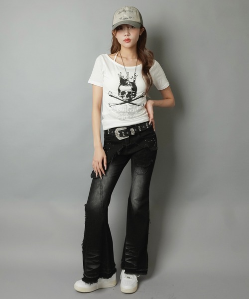SPINNS(スピンズ)の「ホルターネック半袖カットソー/スカル/平成ギャル(Tシャツ/カットソー・レディース・オフホワイト/ブラック・ONESIZE)」の15枚目の写真