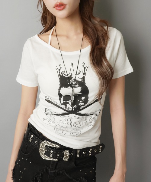 SPINNS(スピンズ)の「ホルターネック半袖カットソー/スカル/平成ギャル(Tシャツ/カットソー・レディース・オフホワイト/ブラック・ONESIZE)」の11枚目の写真