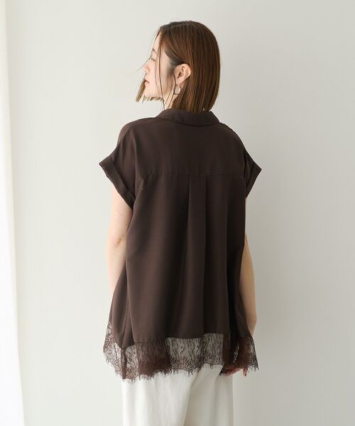 YECCA VECCA（イェッカヴェッカ）の「裾レーススキッパーシャツ（シャツ/ブラウス・レディース・ブルー/オフホワイト/ブラウン・FREE）」の8枚目の写真