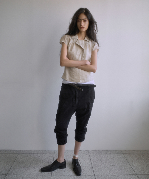 PORTERNA(ポルテナ)の「WRAP BUTTON CAP SLEEVE BLOUSE-BEIGE(シャツ/ブラウス・レディース・その他・OS)」の8枚目の写真