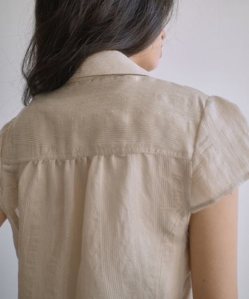 PORTERNA(ポルテナ)の「WRAP BUTTON CAP SLEEVE BLOUSE-BEIGE(シャツ/ブラウス・レディース・その他・OS)」の9枚目の写真