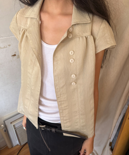 PORTERNA(ポルテナ)の「WRAP BUTTON CAP SLEEVE BLOUSE-BEIGE(シャツ/ブラウス・レディース・その他・OS)」の17枚目の写真