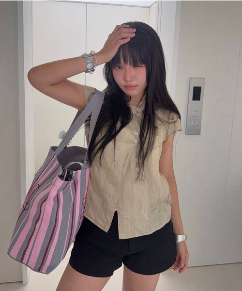 PORTERNA(ポルテナ)の「WRAP BUTTON CAP SLEEVE BLOUSE-BEIGE(シャツ/ブラウス・レディース・その他・OS)」の22枚目の写真