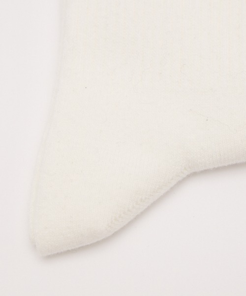 FRED PERRY（フレッドペリー）の「【WEB先行予約】[FRED PERRY/フレッドペリー] ワンポイントロゴ ティップド スポーツソックス(WEB限定)（ソックス/靴下・レディース・ホワイト/オフホワイト/モスグリーン/ブラック・6-8/4-6）」の5枚目の写真