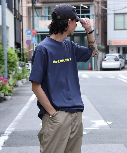 BEN DAVIS(ベンデイビス)の「【BEN DAVIS(ベンデイビス)】 COLOR LOGO TEE / Tシャツ 半袖 クルーネック プリント ワンポイント ユニセックス オーバーサイズ(Tシャツ/カットソー・メンズ・ブラック/ネイビー/ホワイト/サックスブルー・LARGE/MEDIUM/X-LARGE)」の20枚目の写真