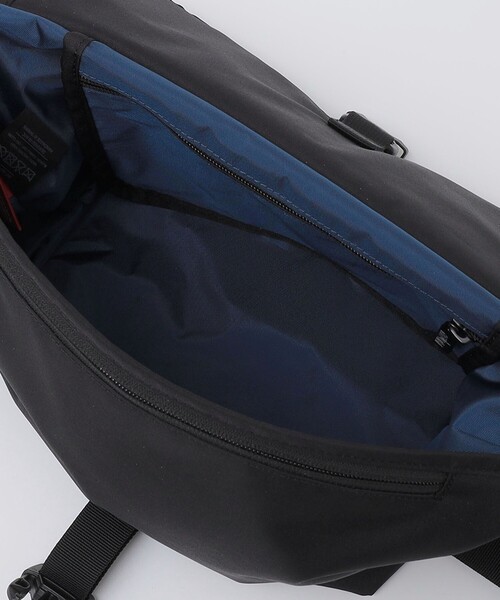 Manhattan Portage BLACK LABEL（マンハッタンポーテージ　ブラックレーベル）の「【SHIPS別注】MANHATTAN PORTAGE BLACK LABEL: メッセンジャーバッグ  S（メッセンジャーバッグ・メンズ・ブラック・ONE SIZE）」の11枚目の写真