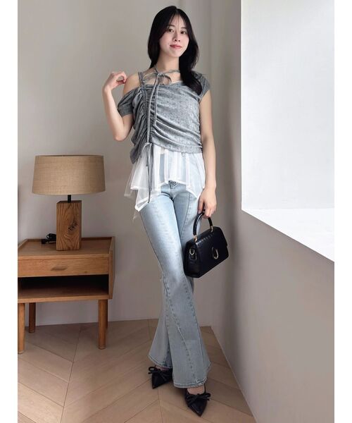 dazzlin（ダズリン）の「ラッピングワンショルリボントップス（Tシャツ/カットソー・レディース・イエロー/オフホワイト/グレー・FREE）」の12枚目の写真