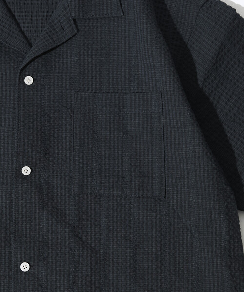 FREAK'S STORE(フリークスストア)の「シアサッカー スピンドル オープンカラー 半袖シャツ(シャツ/ブラウス・メンズ・ブラウン/オフホワイト/ブラック/サックスブルー・MEDIUM/LARGE)」の7枚目の写真