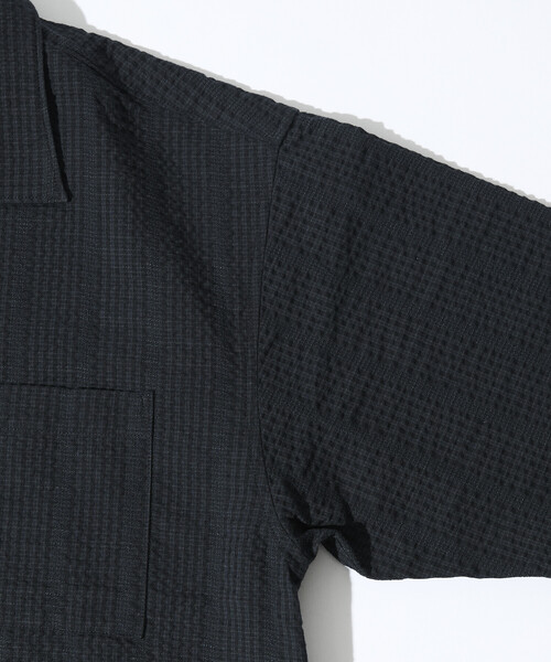 FREAK'S STORE(フリークスストア)の「シアサッカー スピンドル オープンカラー 半袖シャツ(シャツ/ブラウス・メンズ・ブラウン/オフホワイト/ブラック/サックスブルー・MEDIUM/LARGE)」の8枚目の写真