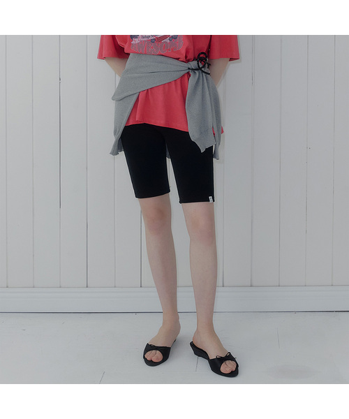 TWEE(トゥウィー)の「ベクピンタックバイカーパンツ(その他パンツ・レディース・Beige/ブラック/チャコール・FREE)」の2枚目の写真