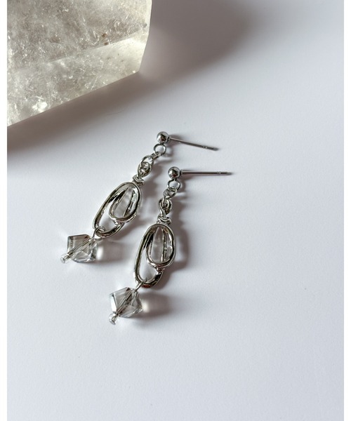 tone（トーン）の「【cocolani】［金属アレルギー対応］ガラスキューブピアス(MA)（ピアス（両耳用）・レディース・ゴールド/シルバー・FREE）」の18枚目の写真