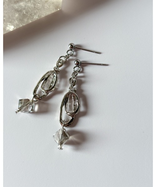 tone（トーン）の「【cocolani】［金属アレルギー対応］ガラスキューブピアス(MA)（ピアス（両耳用）・レディース・ゴールド/シルバー・FREE）」の19枚目の写真
