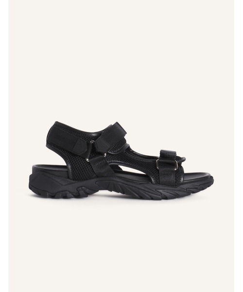 Maison Kitsune(メゾンキツネ)の「MESH SANDALS(サンダル・メンズ・ブラック・41/42)」の1枚目の写真