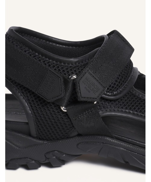 Maison Kitsune(メゾンキツネ)の「MESH SANDALS(サンダル・メンズ・ブラック・41/42)」の6枚目の写真