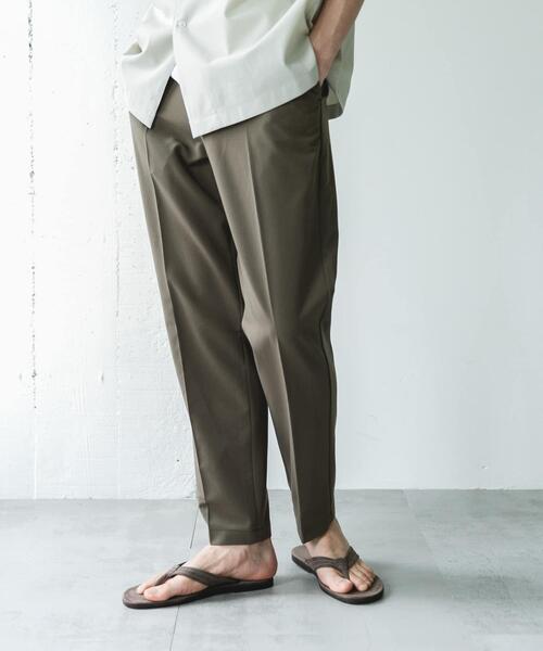 URBAN RESEARCH DOORS(アーバンリサーチドアーズ)の「サマーウールライクテーパードトラウザー(その他パンツ・メンズ・カーキ/チャコールグレー・LARGE/MEDIUM/SMALL)」の6枚目の写真