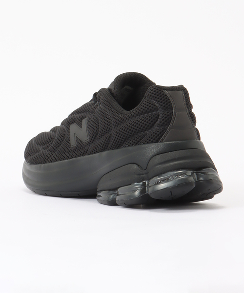 NEW BALANCE(ニューバランス)の「NEW BALANCE / ニューバランス Abzorb 5030(スニーカー・メンズ・ブラック・26cm/27cm/28cm)」の2枚目の写真